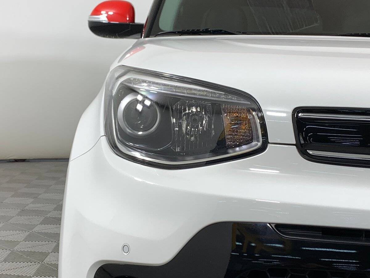 Купить Kia Soul с пробегом. Фото: #9