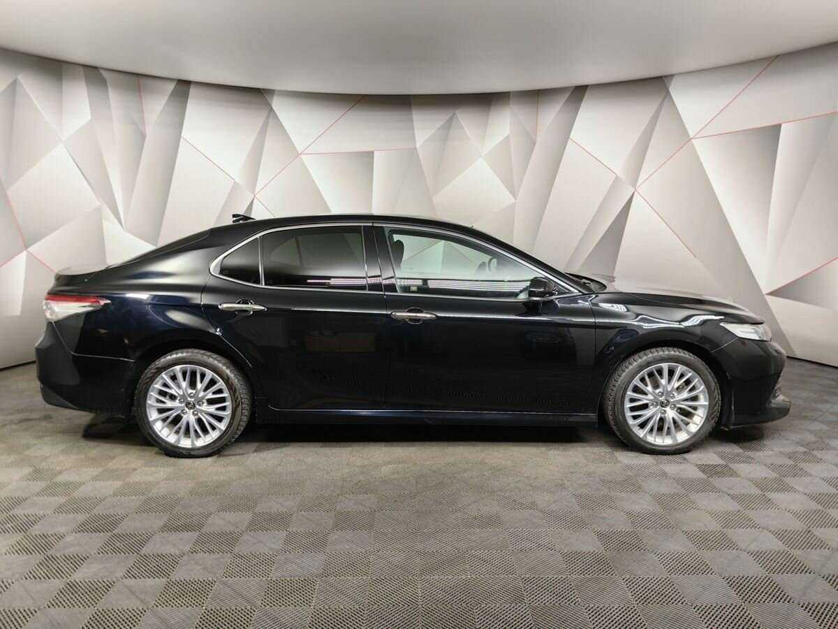Купить Toyota Camry с пробегом. Фото: #4