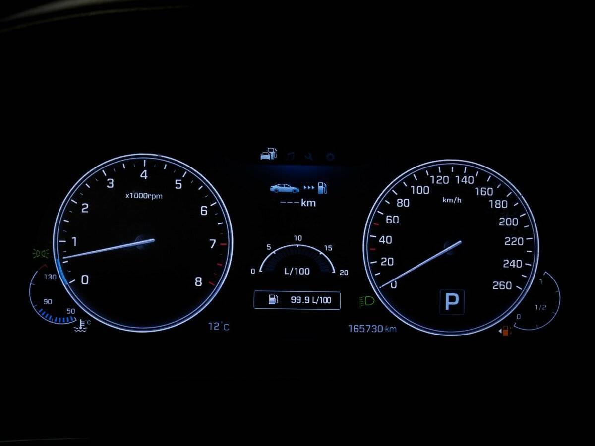Купить Hyundai Equus с пробегом. Фото: #32