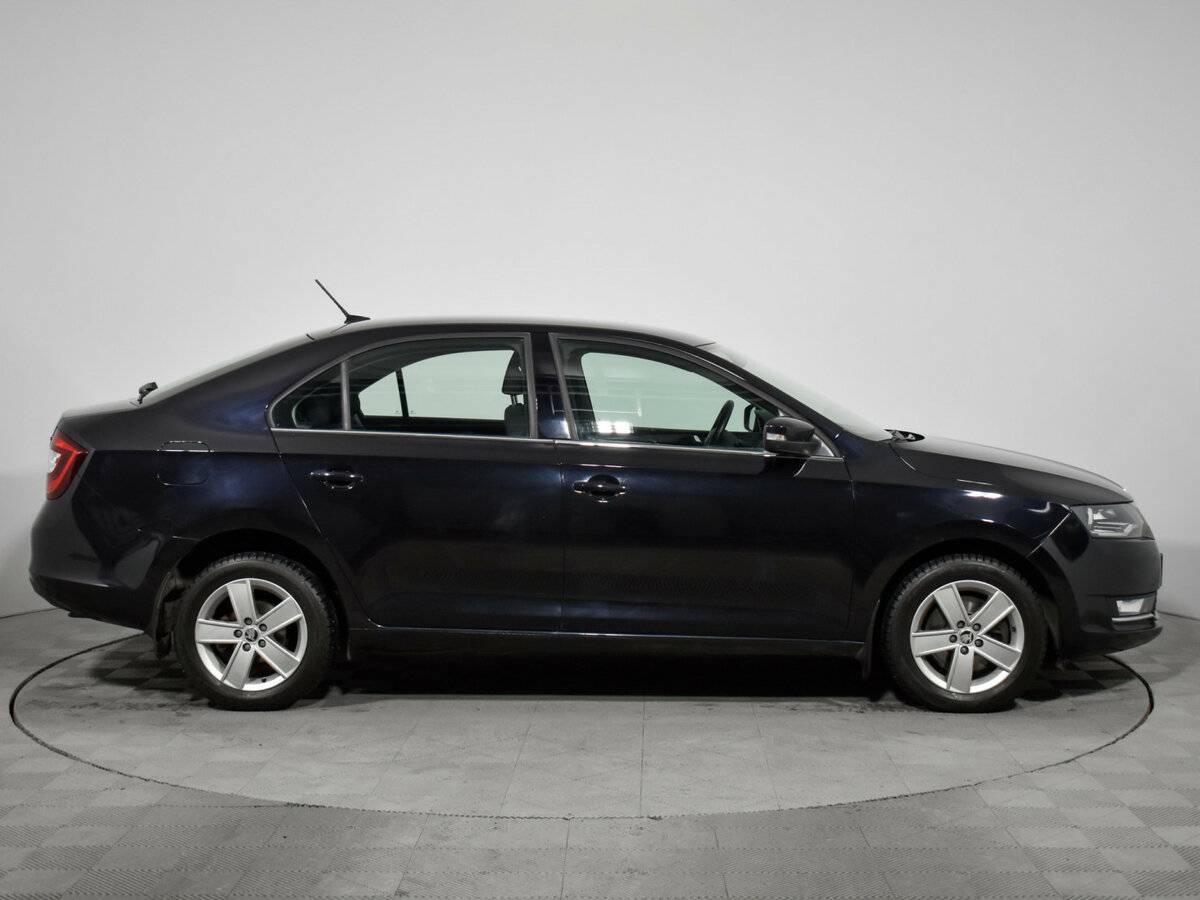 Купить Skoda Rapid с пробегом. Фото: #3