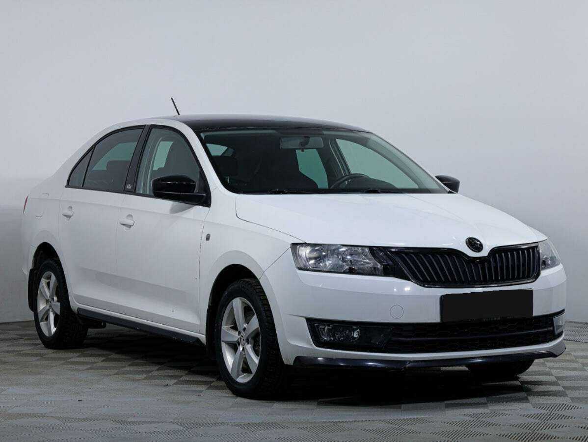 Купить Skoda Rapid с пробегом. Фото: #2