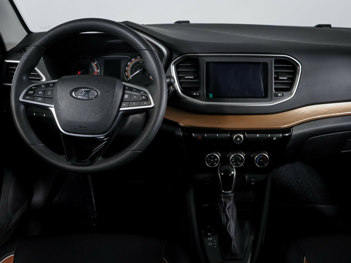 Купить Lada (ВАЗ) Vesta с пробегом. Фото: #8