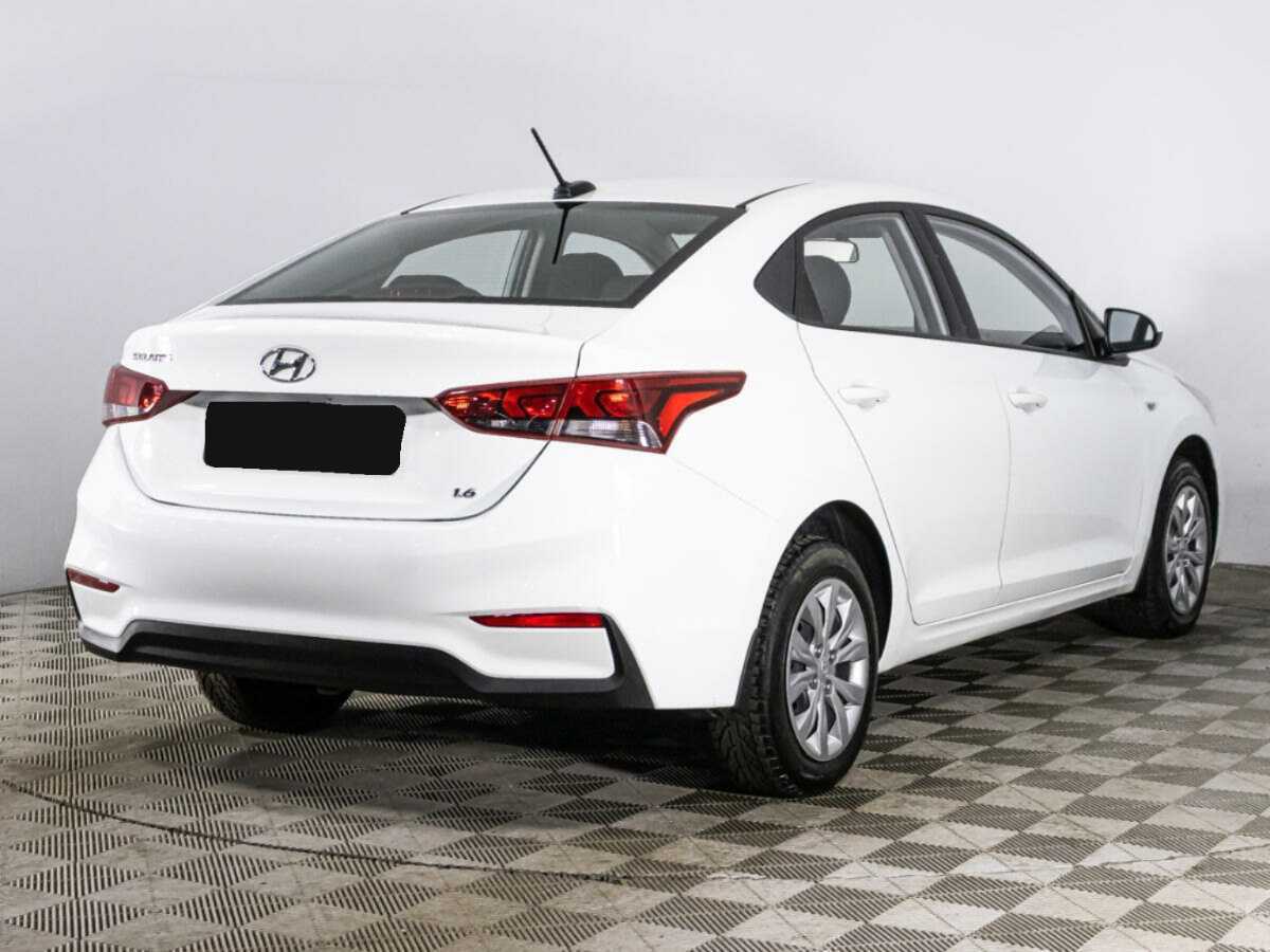 Купить Hyundai Solaris с пробегом. Фото: #4