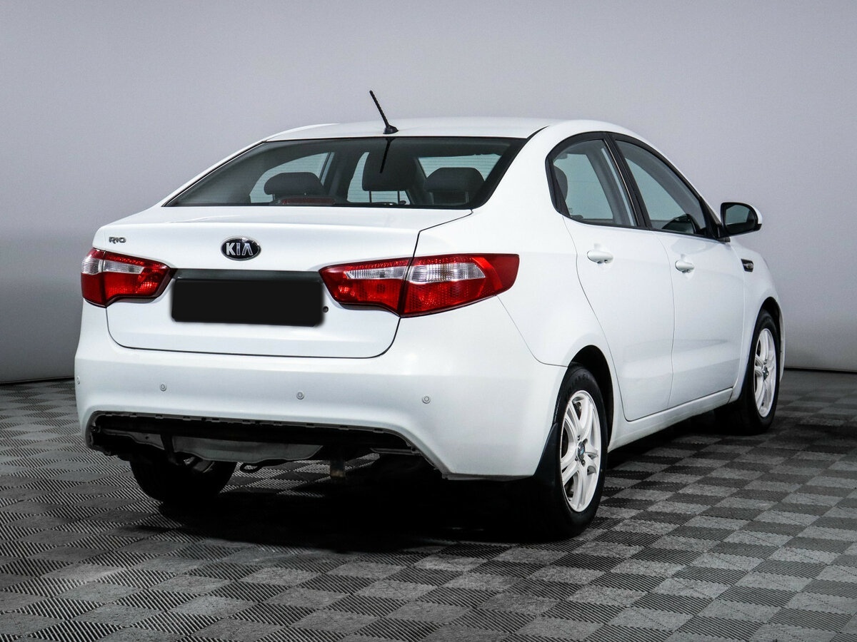 Купить Kia Rio с пробегом. Фото: #3