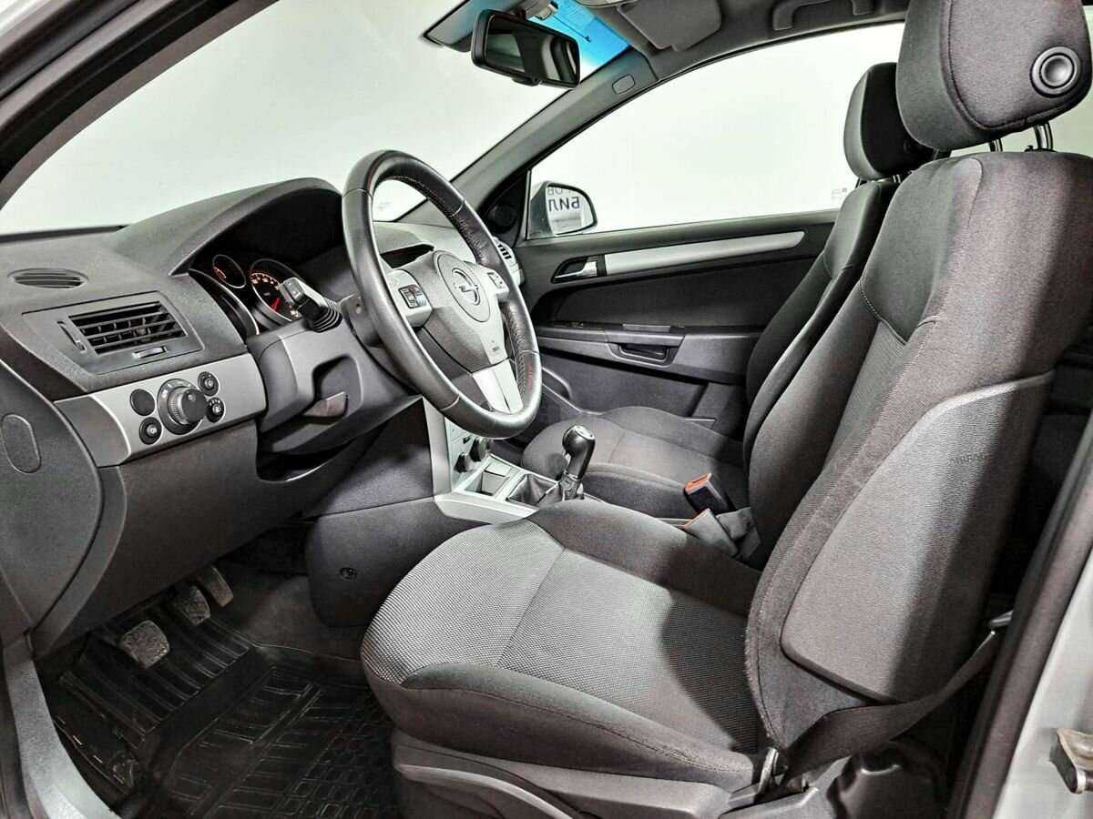 Купить Opel Astra с пробегом. Фото: #14