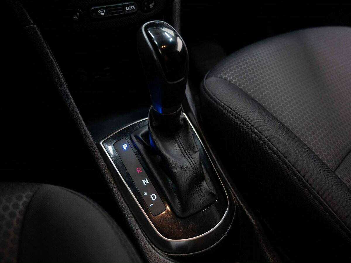 Купить Hyundai Solaris с пробегом. Фото: #19