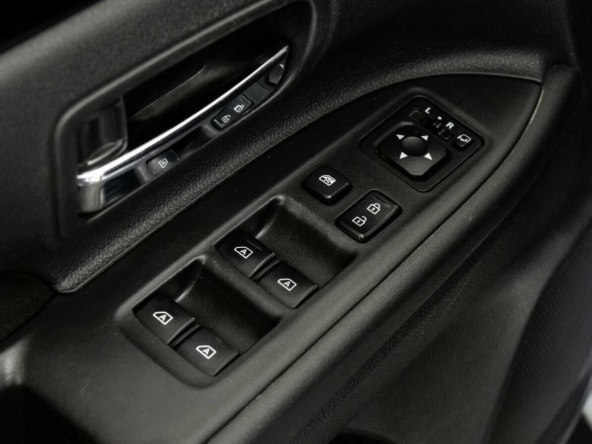 Купить Mitsubishi Outlander с пробегом. Фото: #16