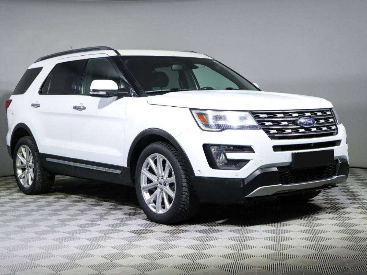 Купить Ford Explorer с пробегом. Фото: #2