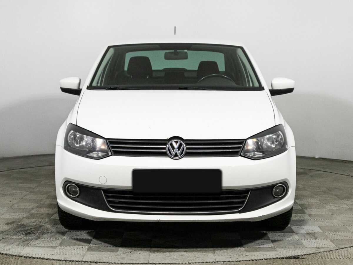 Купить Volkswagen Polo с пробегом. Фото: #1