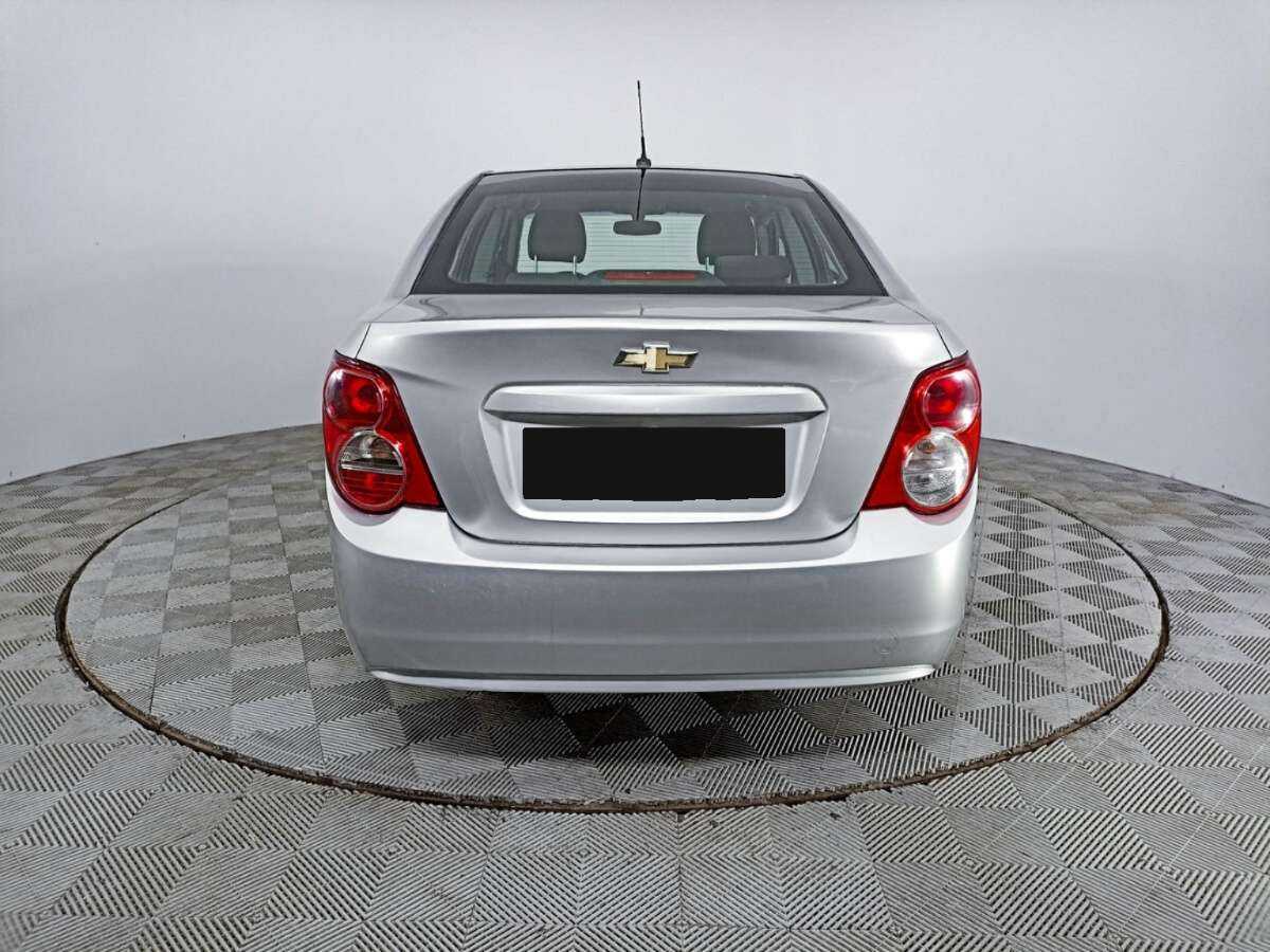 Купить Chevrolet Aveo с пробегом. Фото: #5