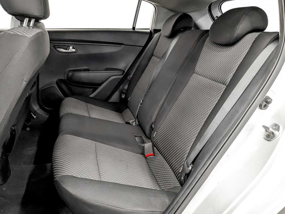 Купить Kia Rio с пробегом. Фото: #11