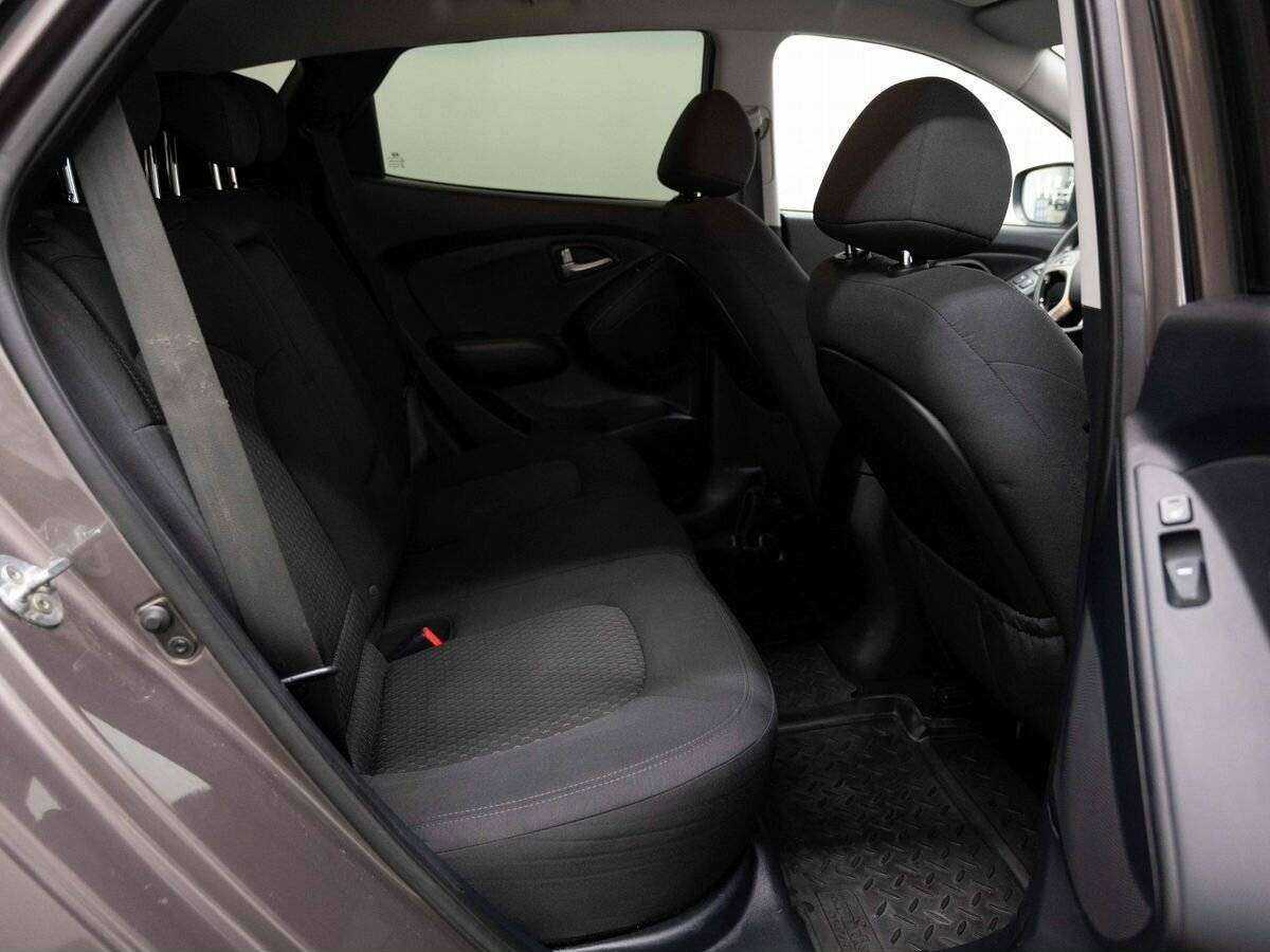Купить Hyundai ix35 с пробегом. Фото: #8