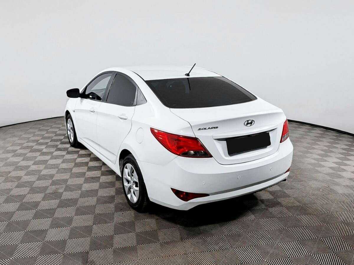 Купить Hyundai Solaris с пробегом. Фото: #5