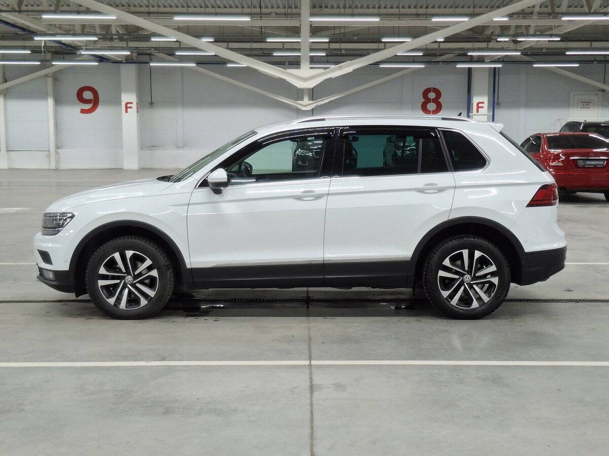 Купить Volkswagen Tiguan с пробегом. Фото: #7
