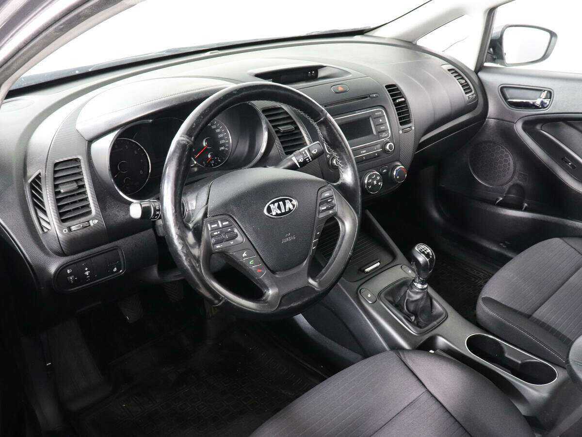 Купить Kia Cerato с пробегом. Фото: #7