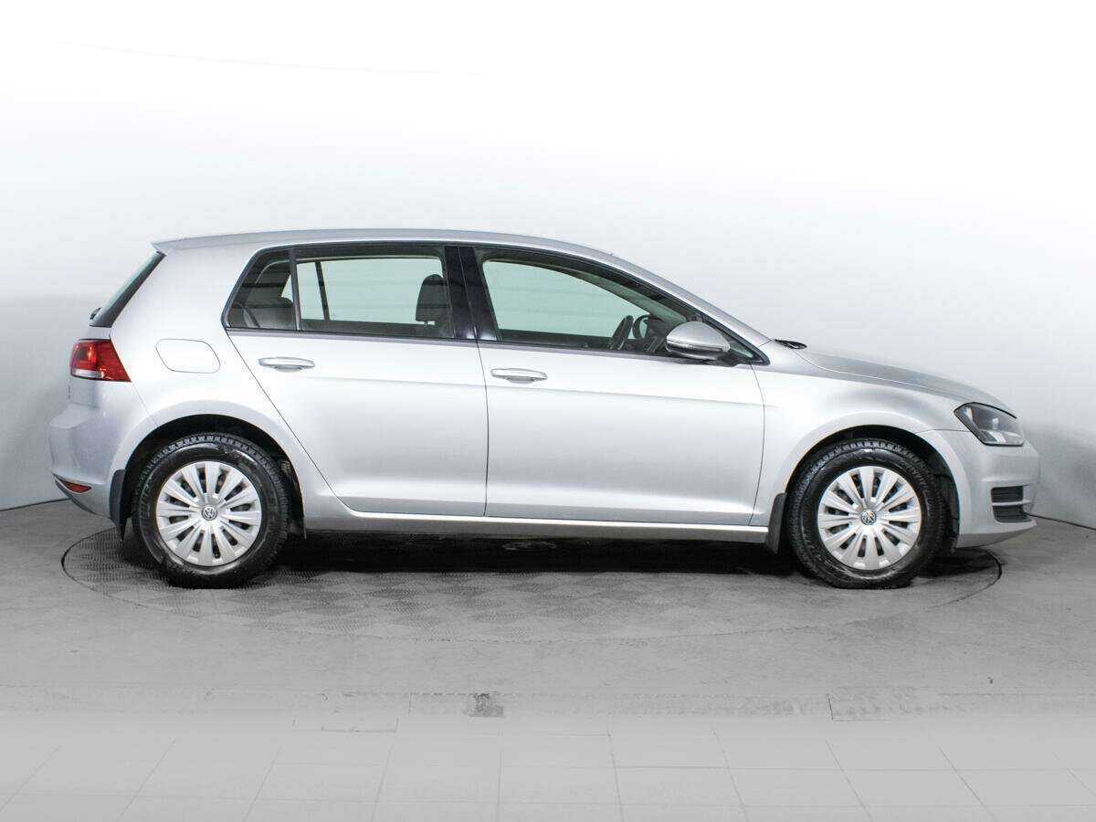 Купить Volkswagen Golf с пробегом. Фото: #3