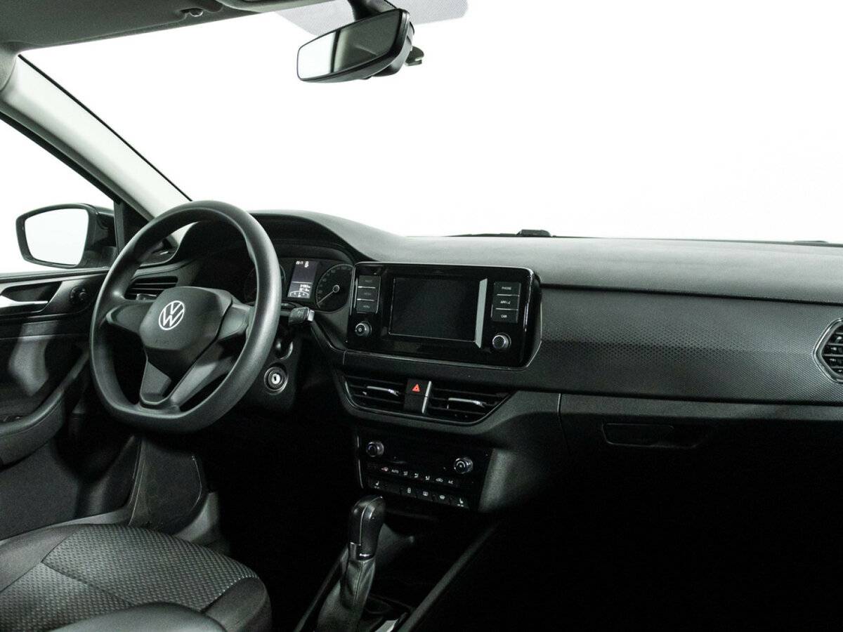Купить Volkswagen Polo с пробегом. Фото: #8