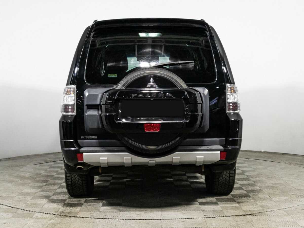 Купить Mitsubishi Pajero с пробегом. Фото: #4