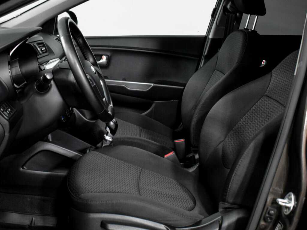 Купить Kia Rio с пробегом. Фото: #14