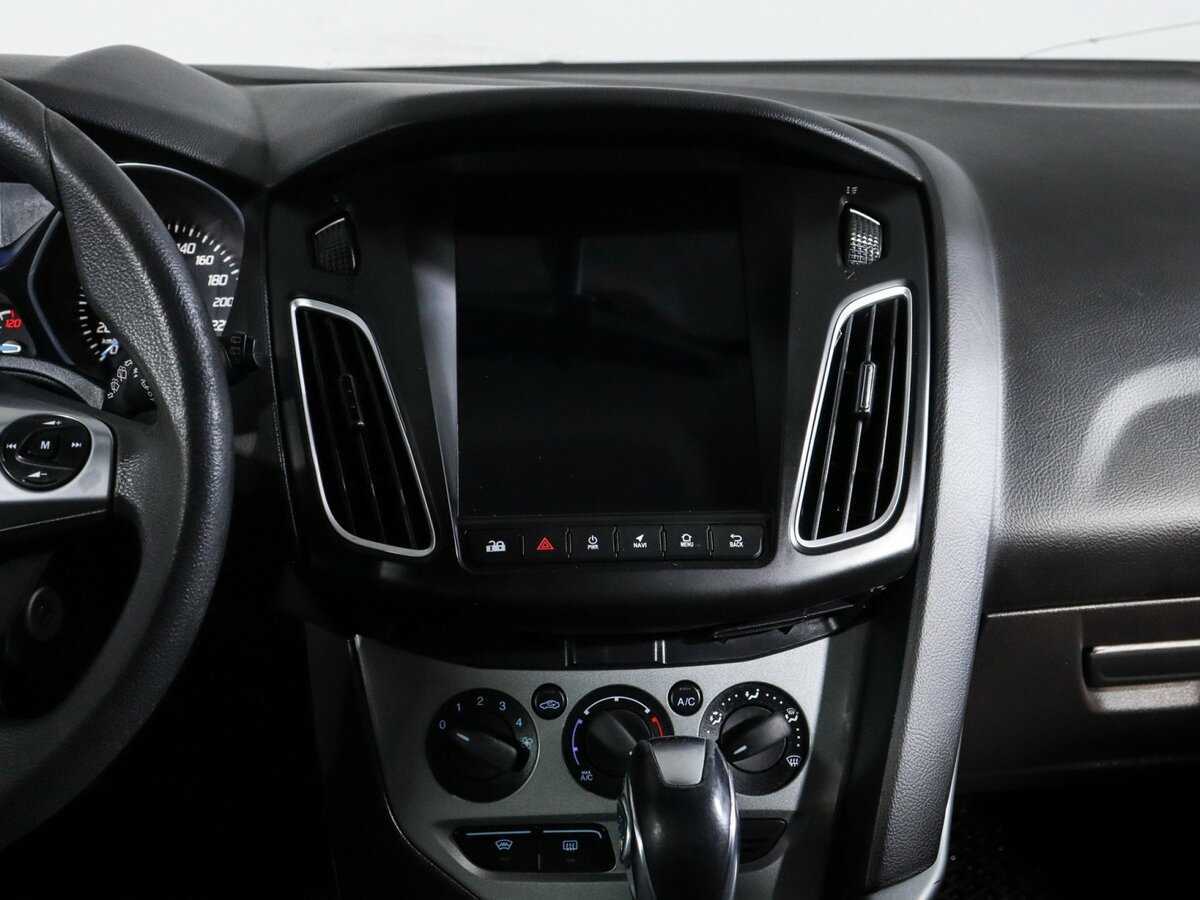 Купить Ford Focus с пробегом. Фото: #9