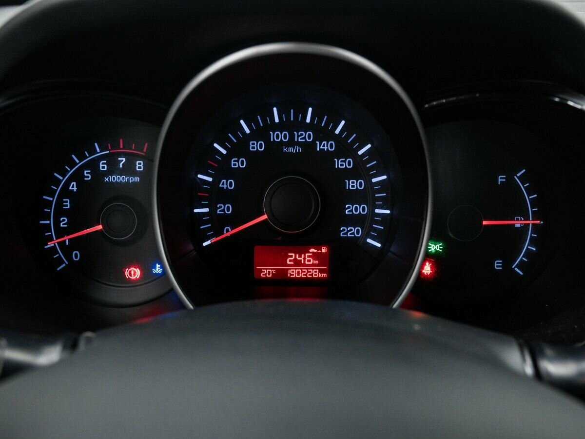 Купить Kia Rio с пробегом. Фото: #18