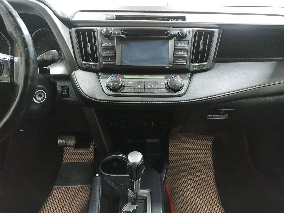 Купить Toyota RAV4 с пробегом. Фото: #14