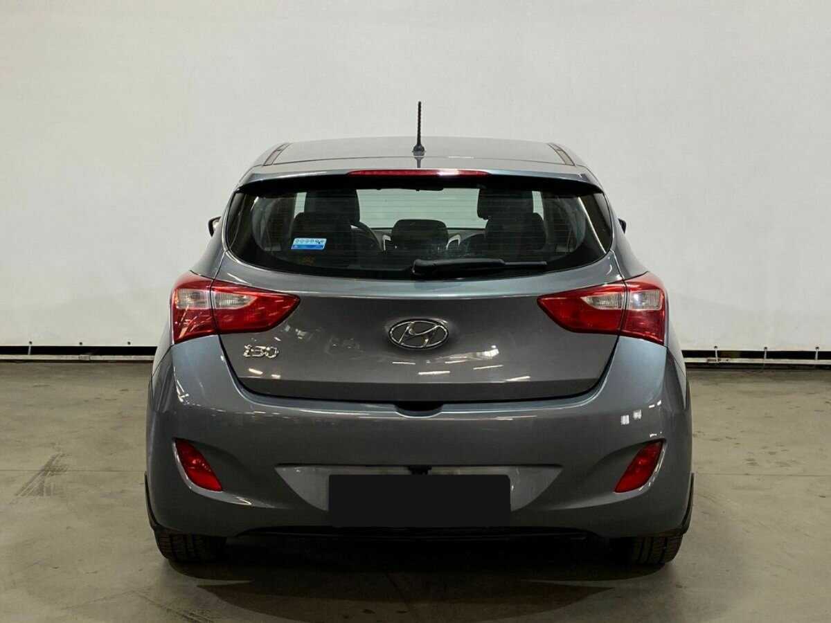 Купить Hyundai i30 с пробегом. Фото: #4