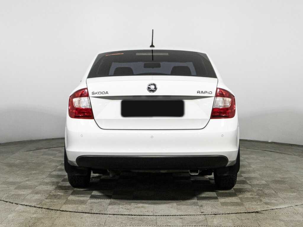 Купить Skoda Rapid с пробегом. Фото: #5