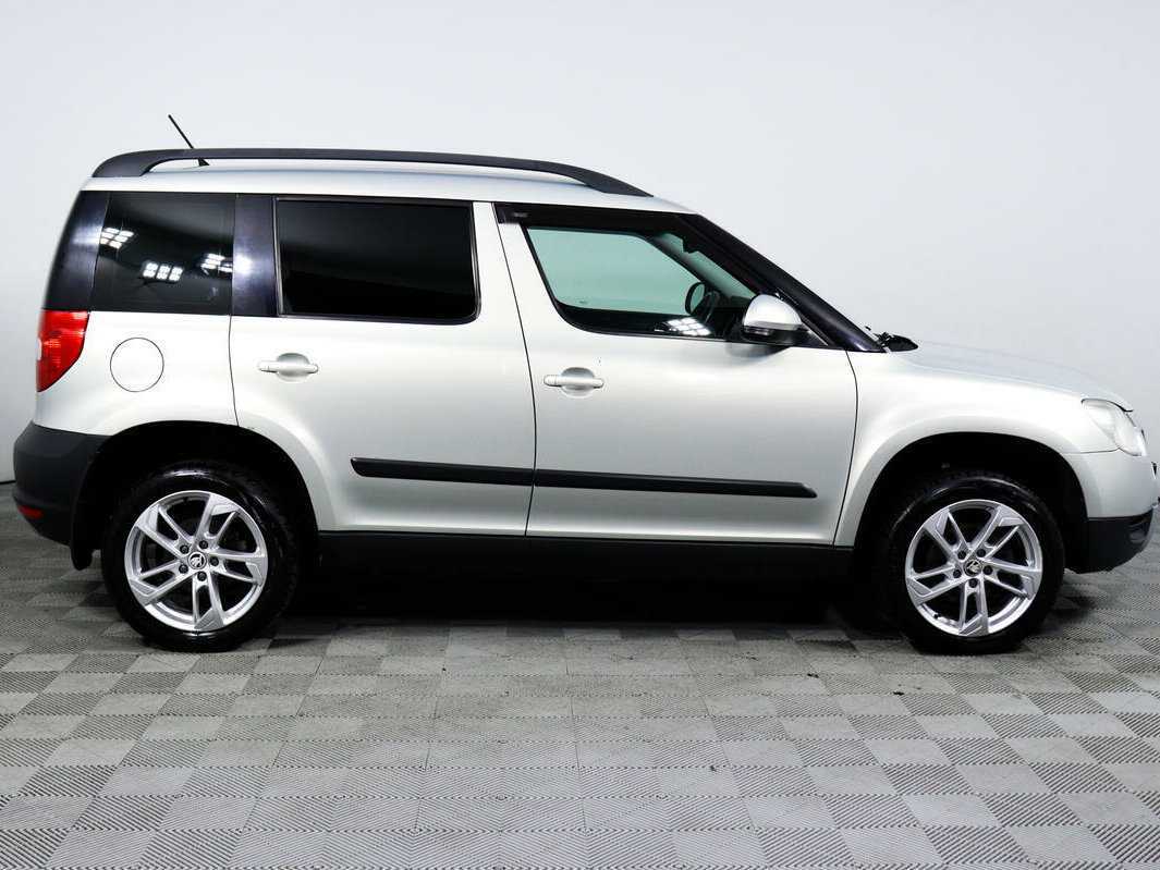 Купить Skoda Yeti с пробегом. Фото: #3