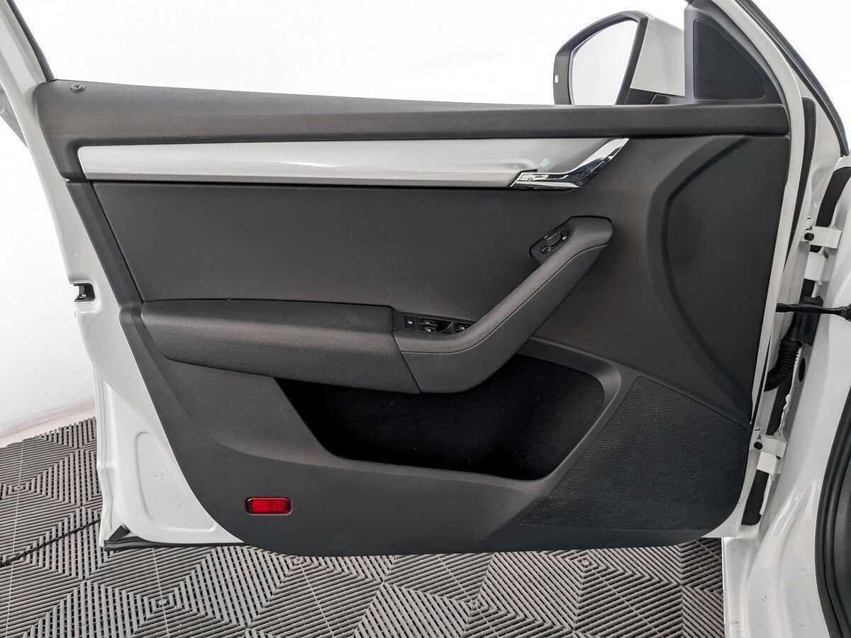 Купить Skoda Octavia с пробегом. Фото: #13