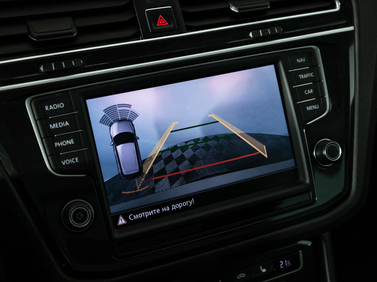 Купить Volkswagen Tiguan с пробегом. Фото: #14