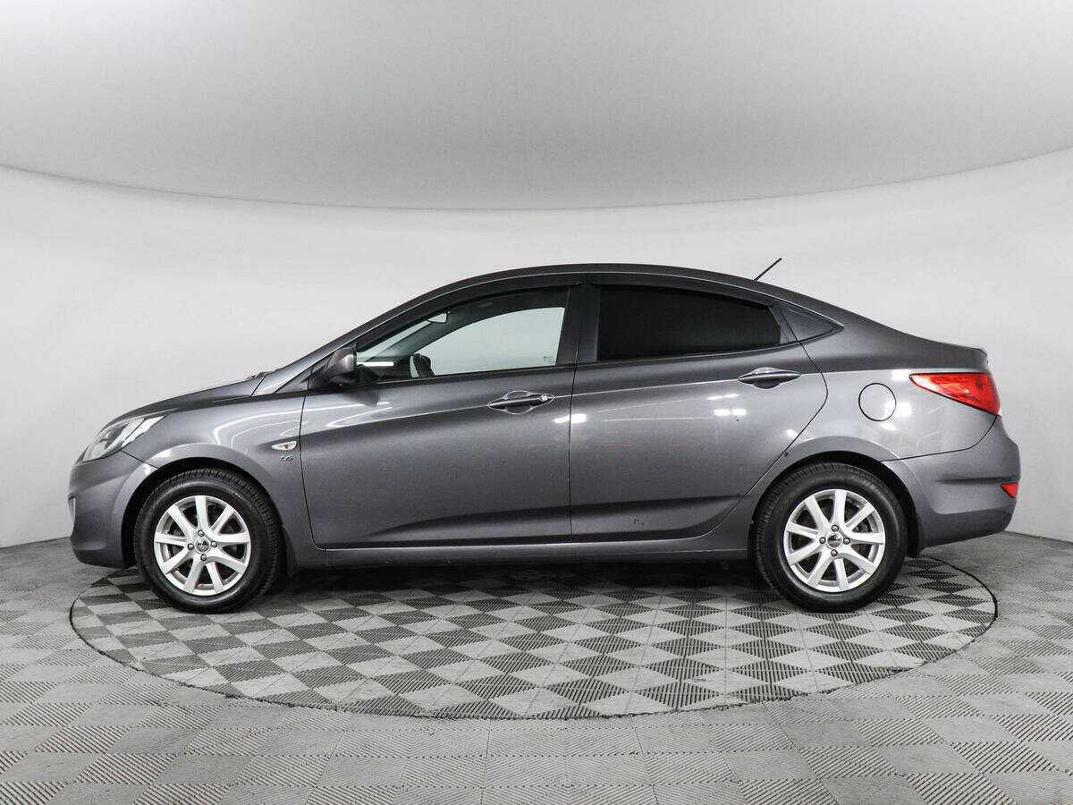 Купить Hyundai Solaris с пробегом. Фото: #7