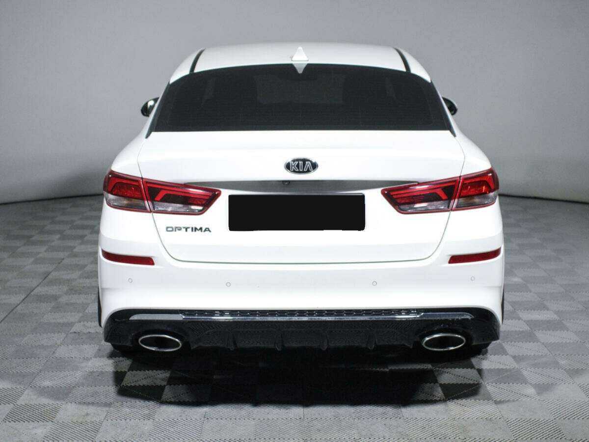 Купить Kia Optima с пробегом. Фото: #4