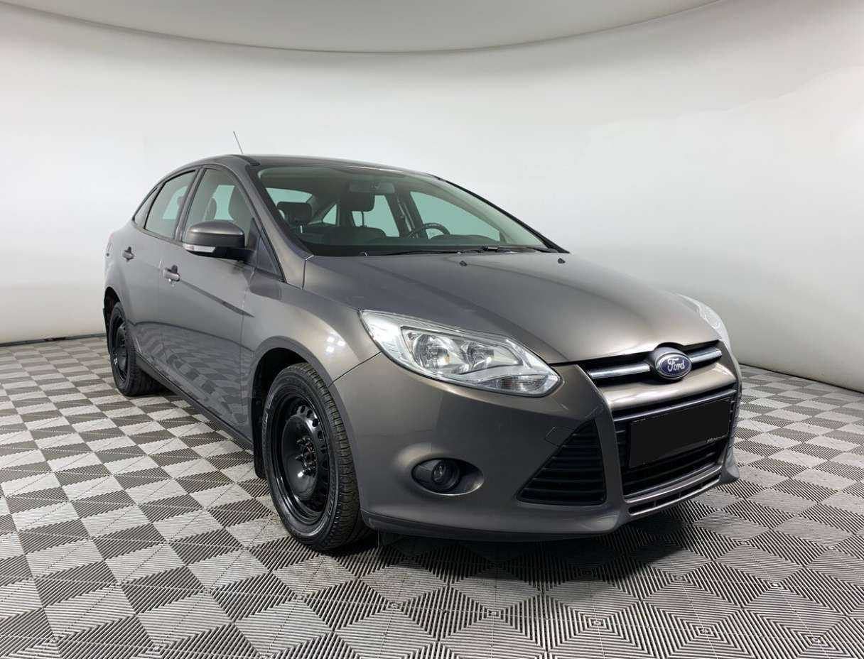 Купить Ford Focus с пробегом. Фото: #2