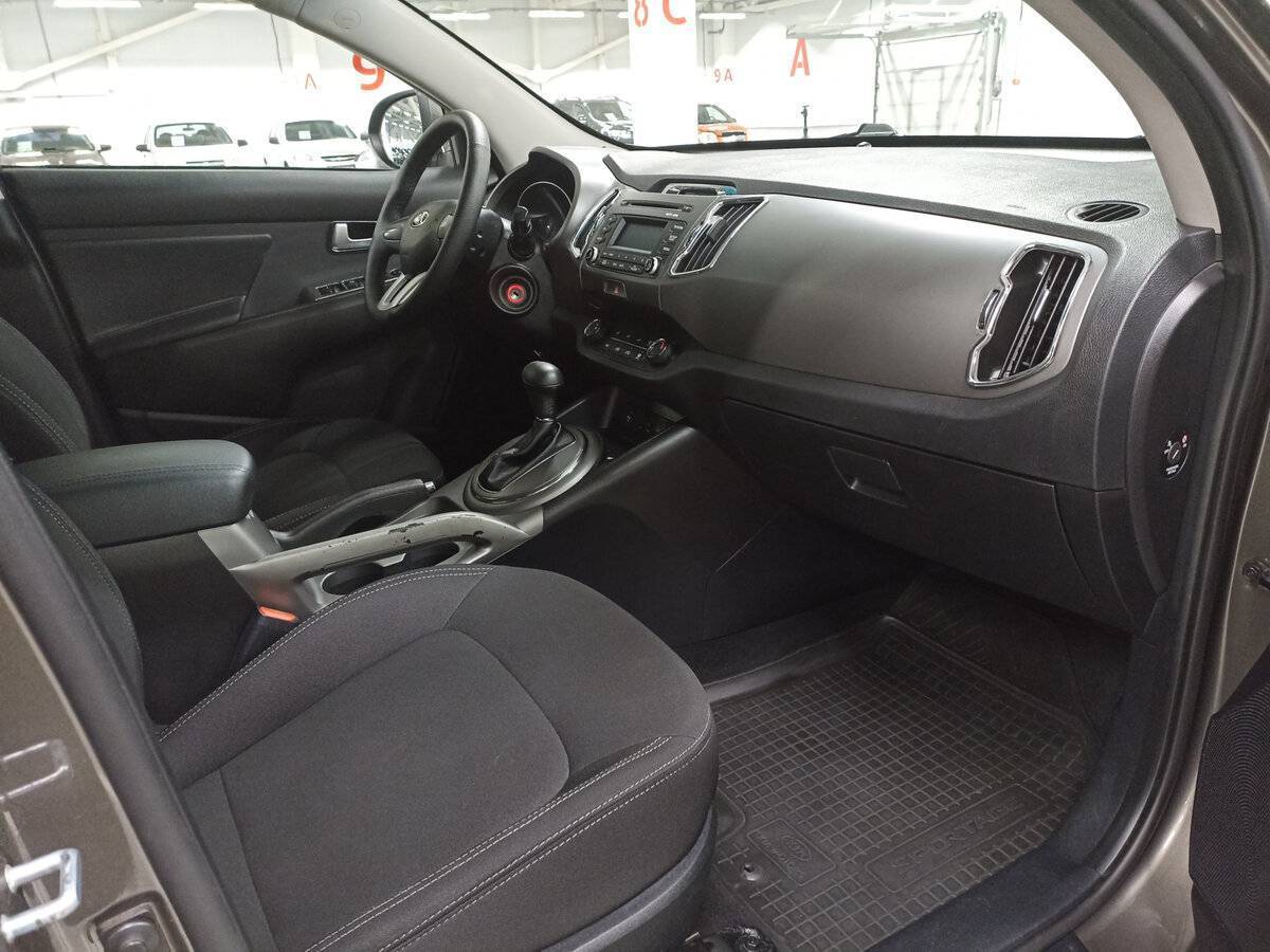 Купить Kia Sportage с пробегом. Фото: #10