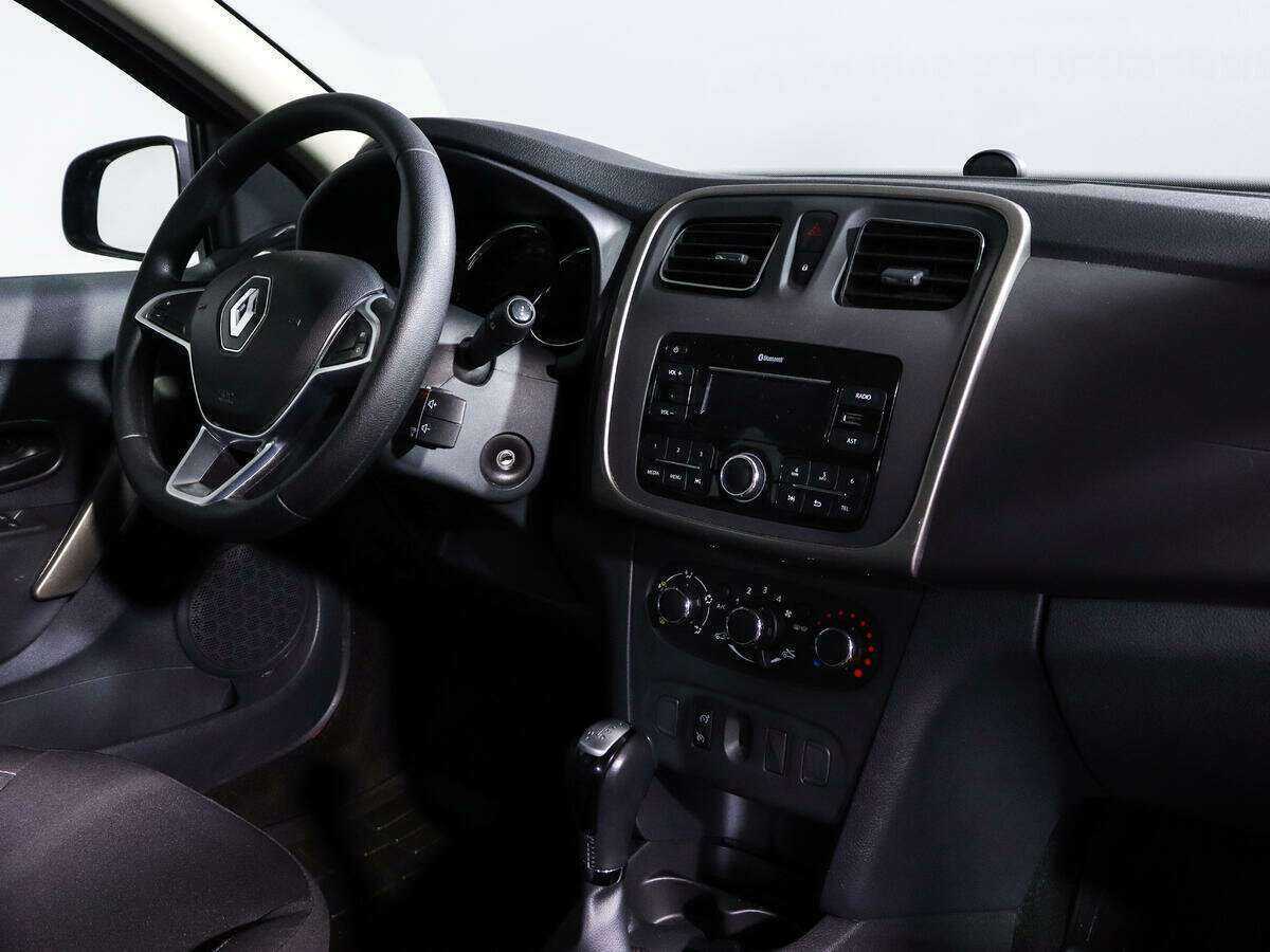 Купить Renault Sandero с пробегом. Фото: #6