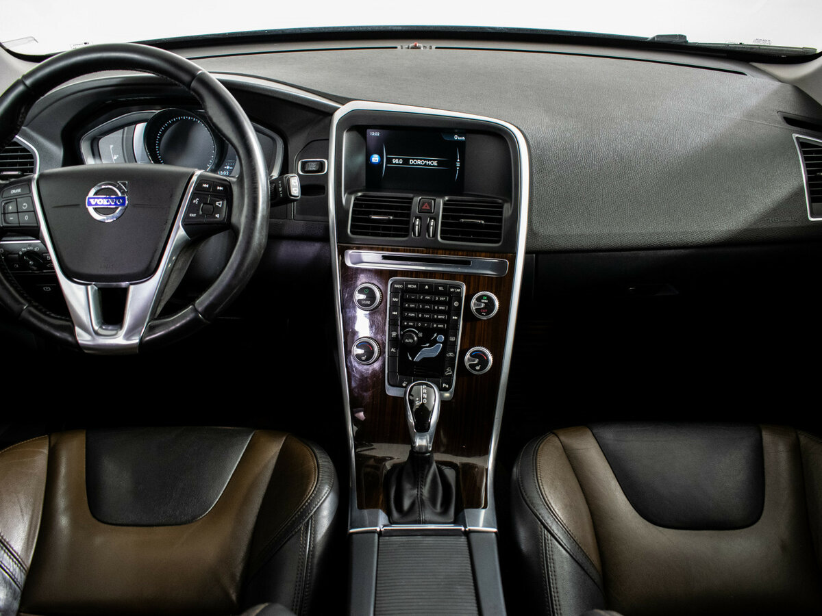 Купить Volvo XC60 с пробегом. Фото: #9