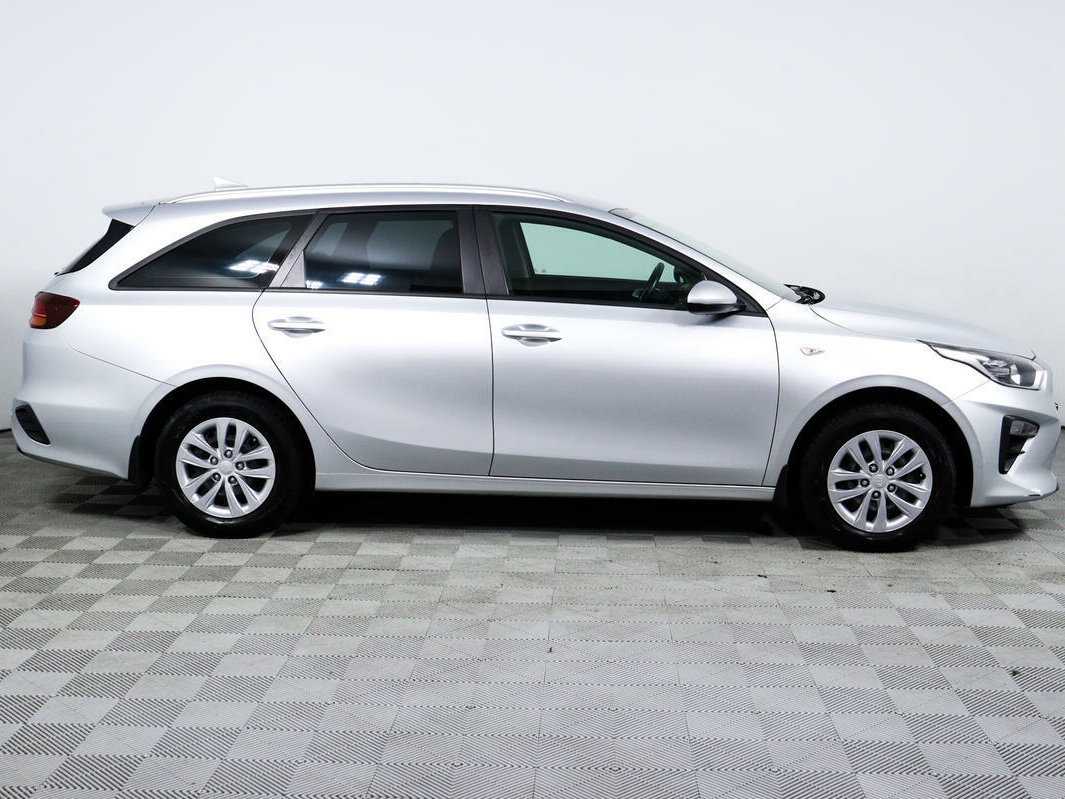 Купить Kia Ceed с пробегом. Фото: #3