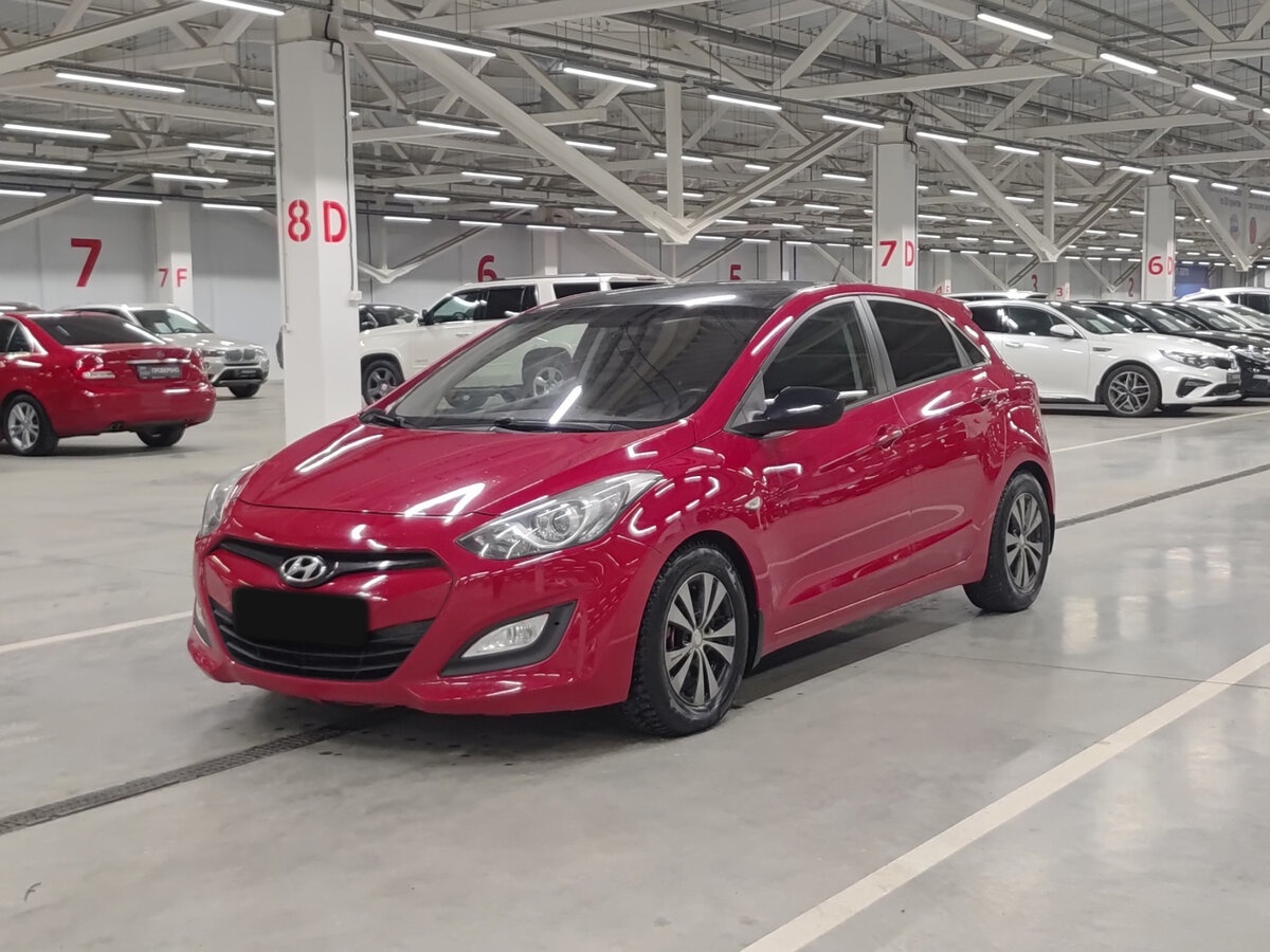 Купить Hyundai i30 с пробегом. Посмотреть фото
