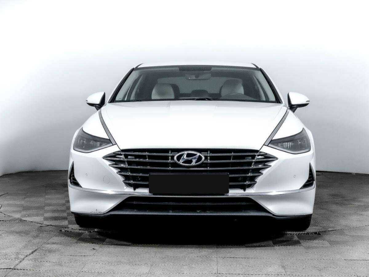 Купить Hyundai Sonata с пробегом. Фото: #1