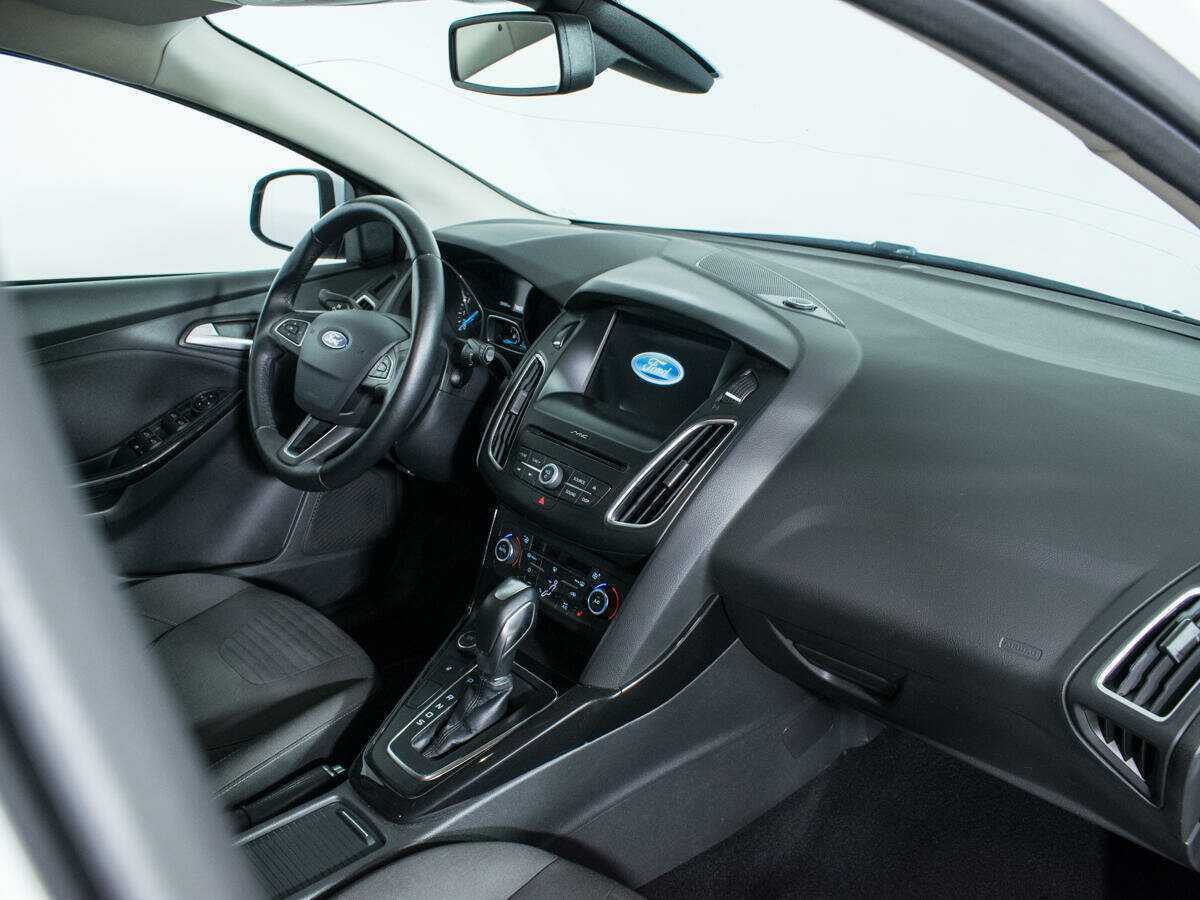 Купить Ford Focus с пробегом. Фото: #8
