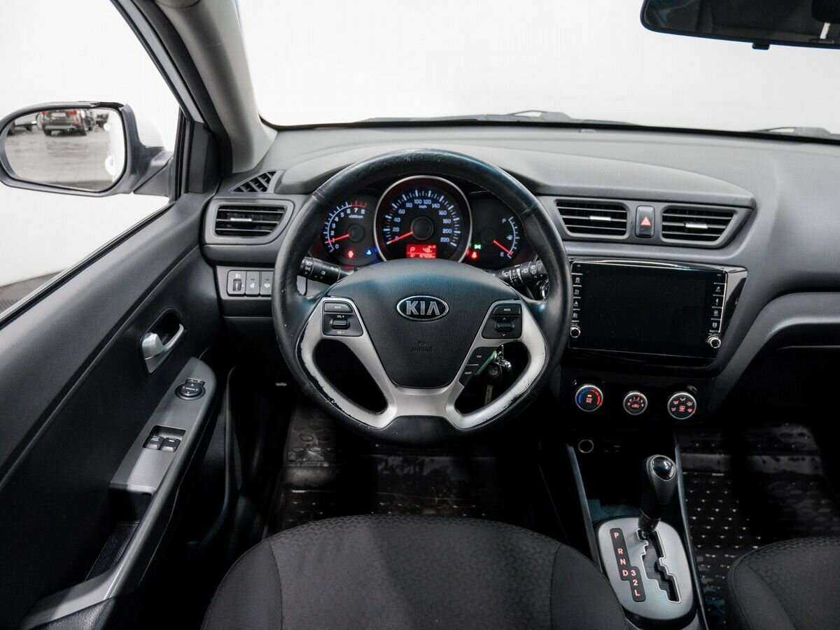 Купить Kia Rio с пробегом. Фото: #10