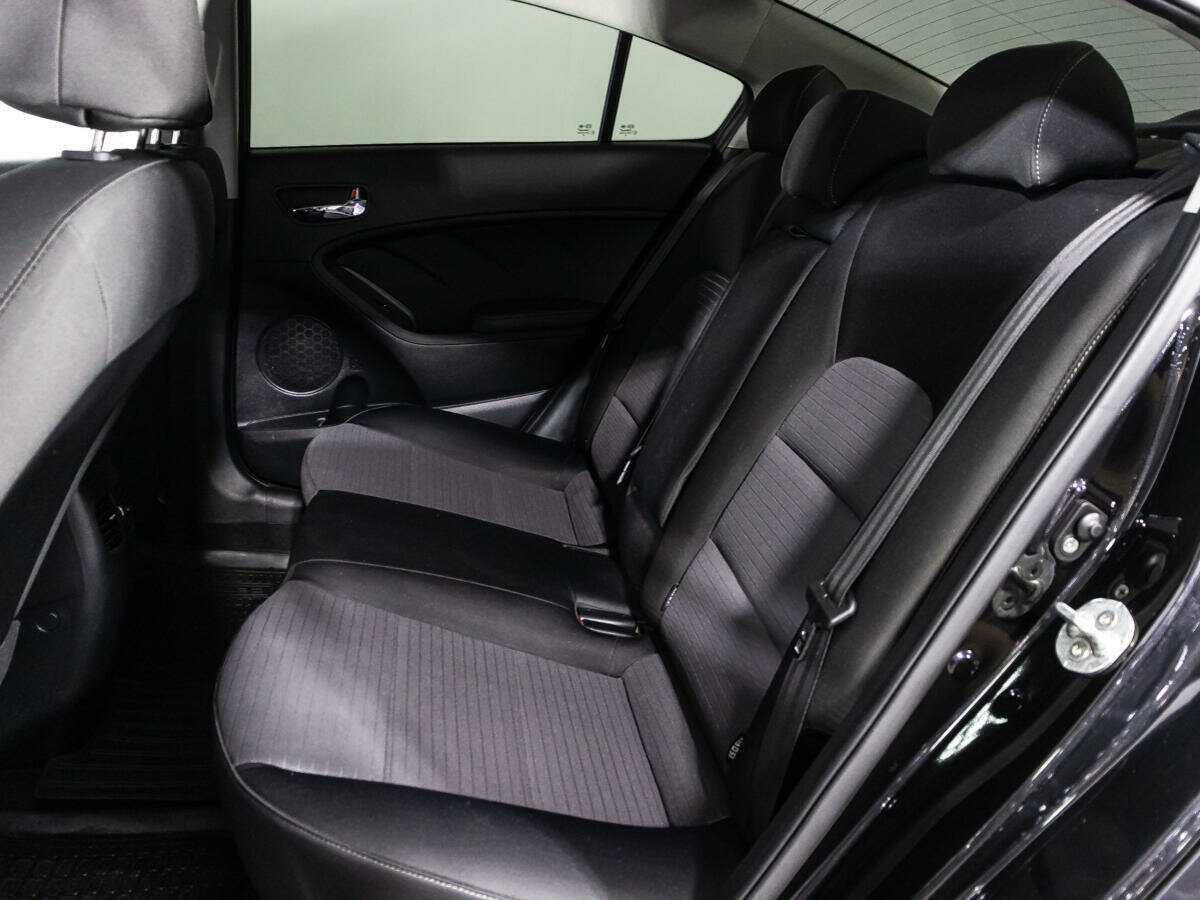 Купить Kia Cerato с пробегом. Фото: #9