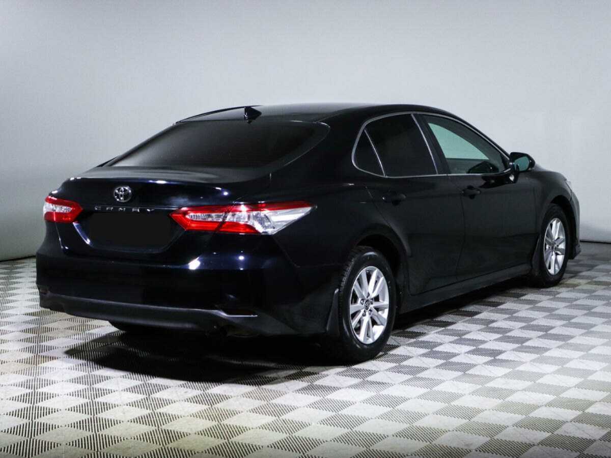 Купить Toyota Camry с пробегом. Фото: #3