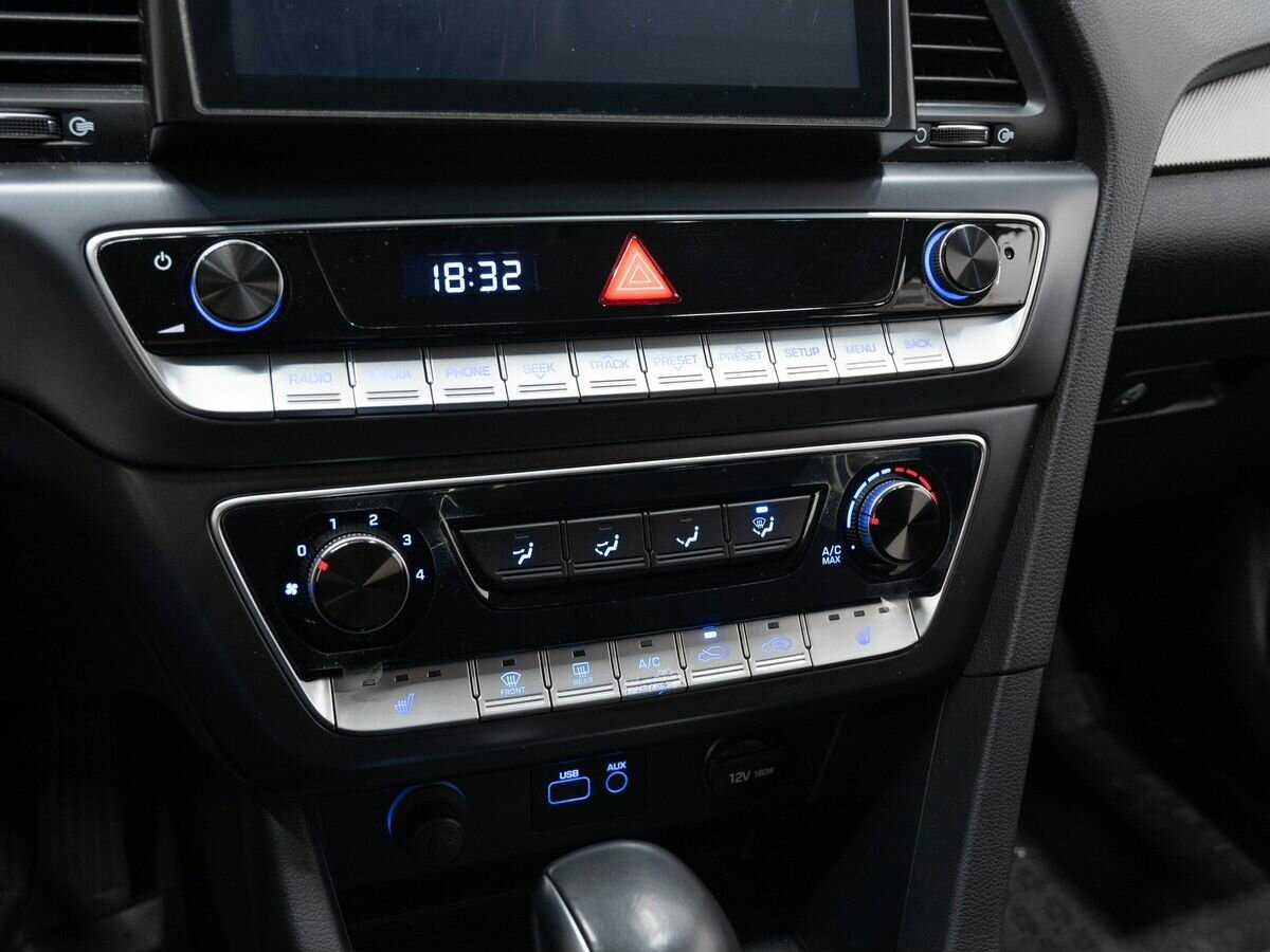 Купить Hyundai Sonata с пробегом. Фото: #18