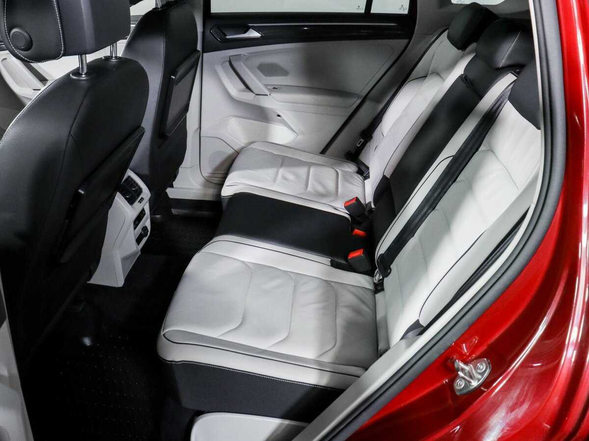 Купить Volkswagen Tiguan с пробегом. Фото: #6