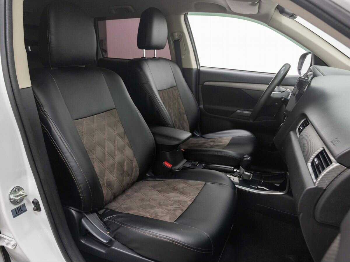Купить Mitsubishi Outlander с пробегом. Фото: #13