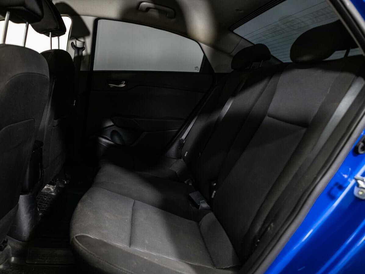 Купить Hyundai Solaris с пробегом. Фото: #9