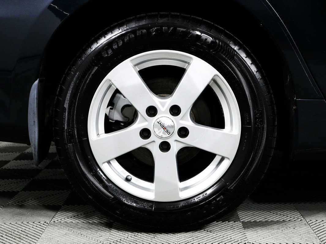 Купить Toyota Camry с пробегом. Фото: #13