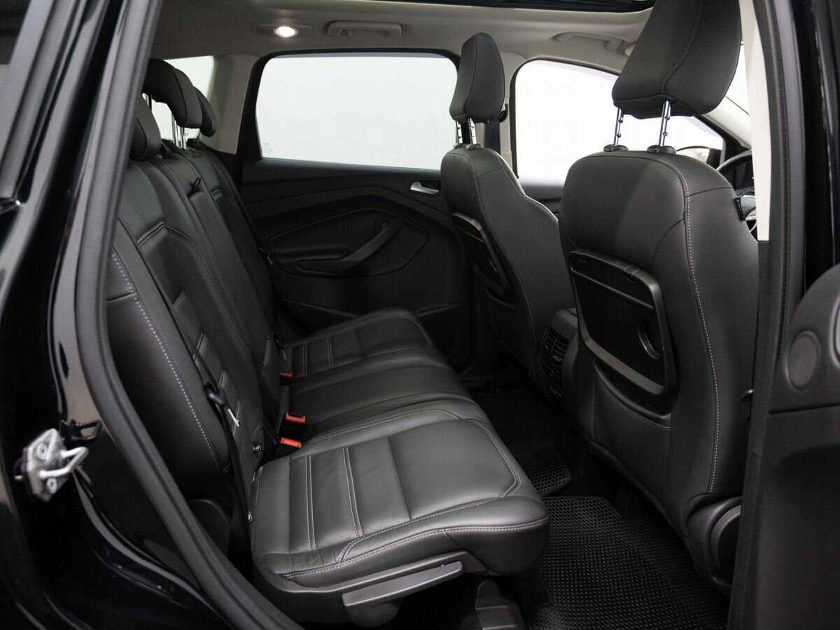 Купить Ford Kuga с пробегом. Фото: #9